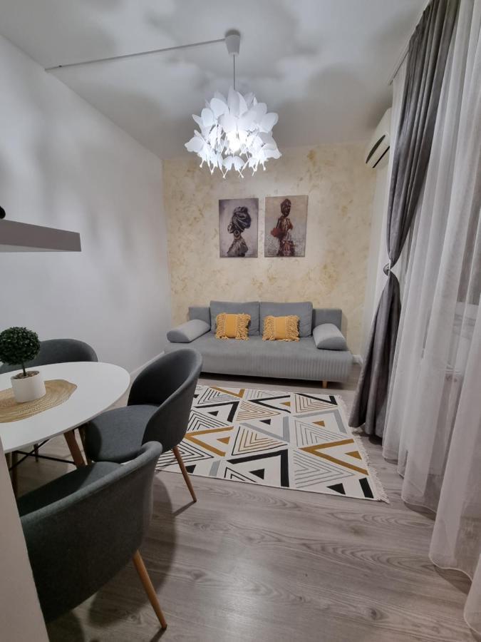 Ra Apartment - Ared Oradea Exterior photo